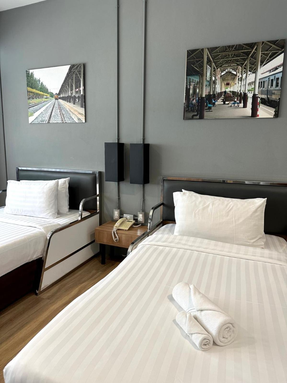 The Terminal Khon Kaen Hotel Esterno foto